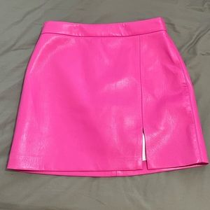 Aritzia Patio Leather Skirt, Size 4, Pink